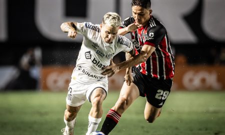 Soteldo em ação contra o São Paulo. (Divulgação/Santos FC)