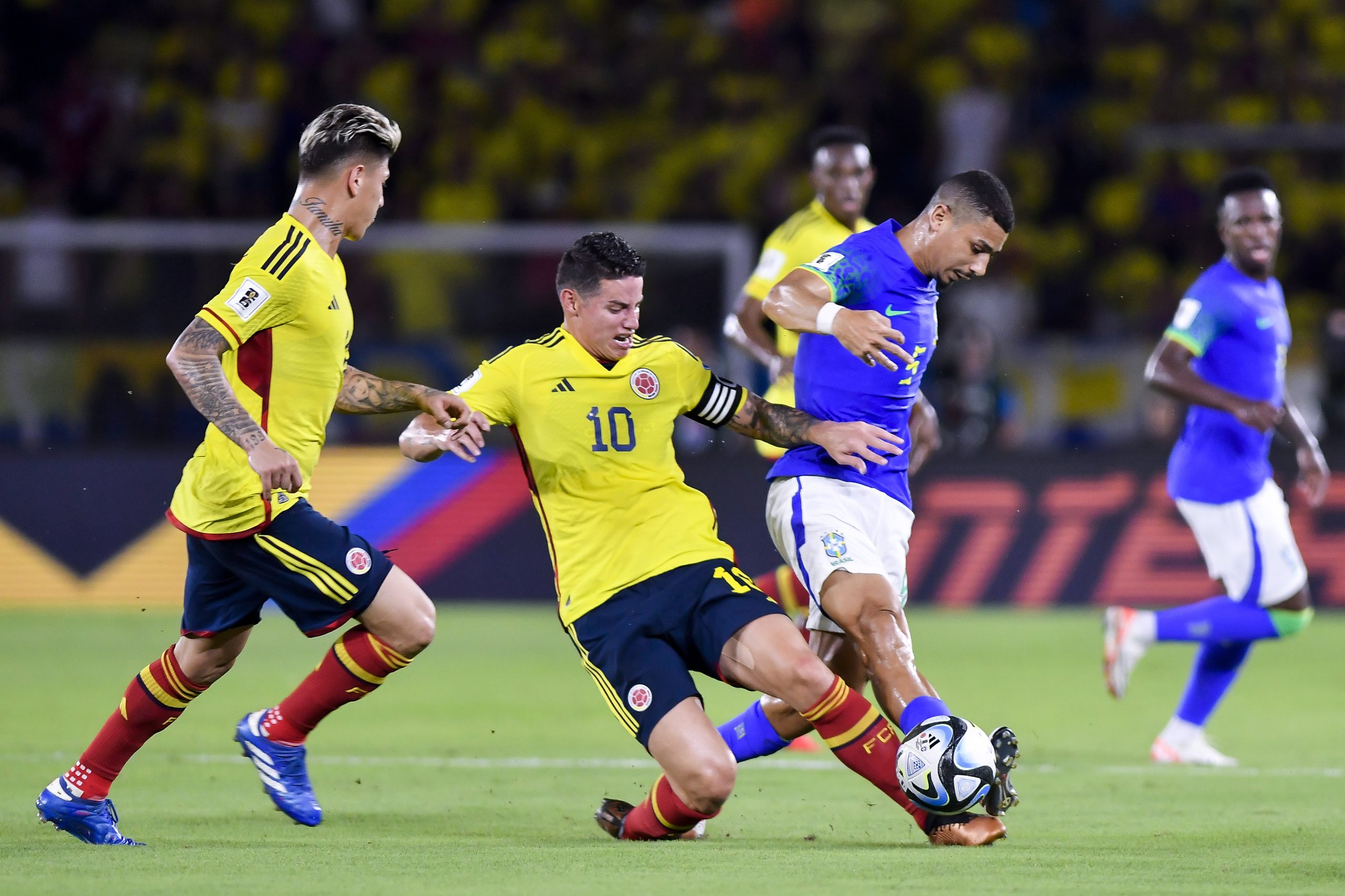 Brasil perde de virada para a Colômbia com brilho de Luis Diaz