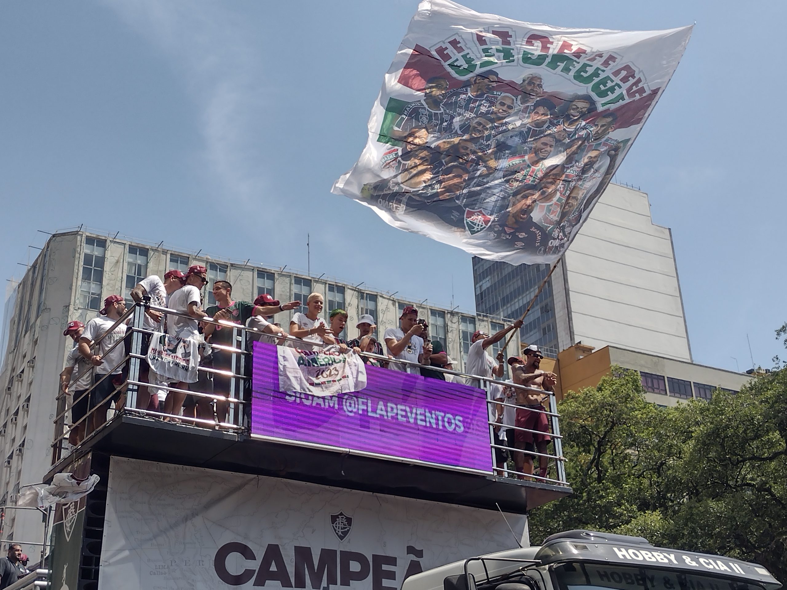 Fluminense faz festa para celebrar título do Brasileiro (Foto: Carlos Mello/ENM)