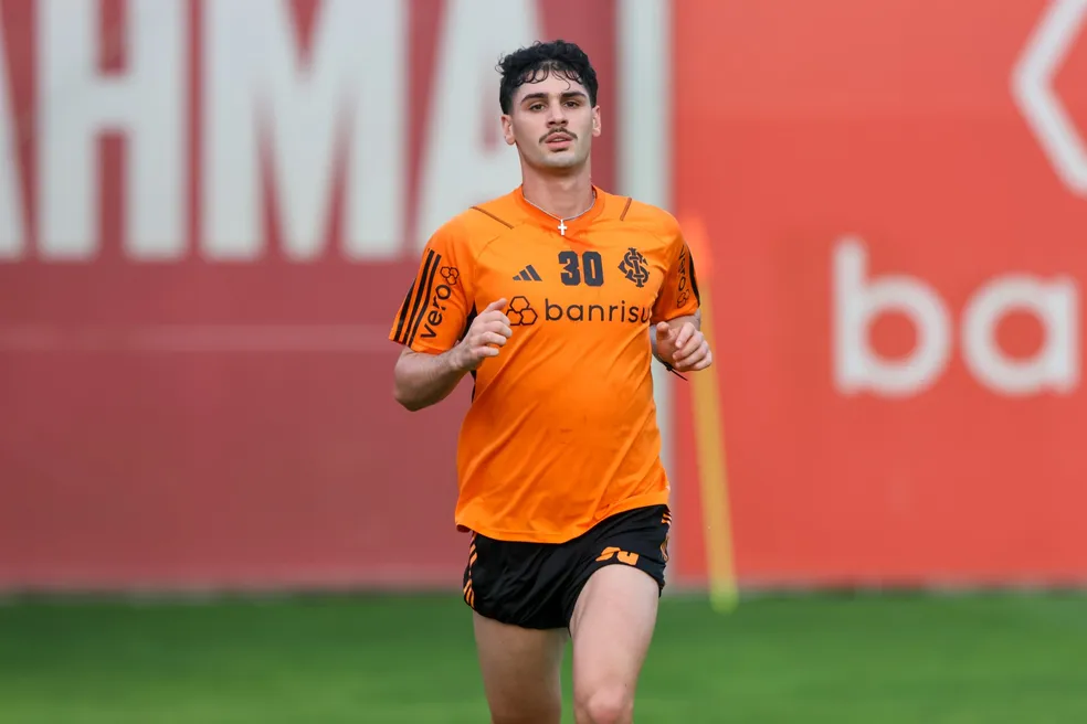 Johnny em treino pelo Inter - (Foto: Ricardo Duarte/Divulgação, Internacional)