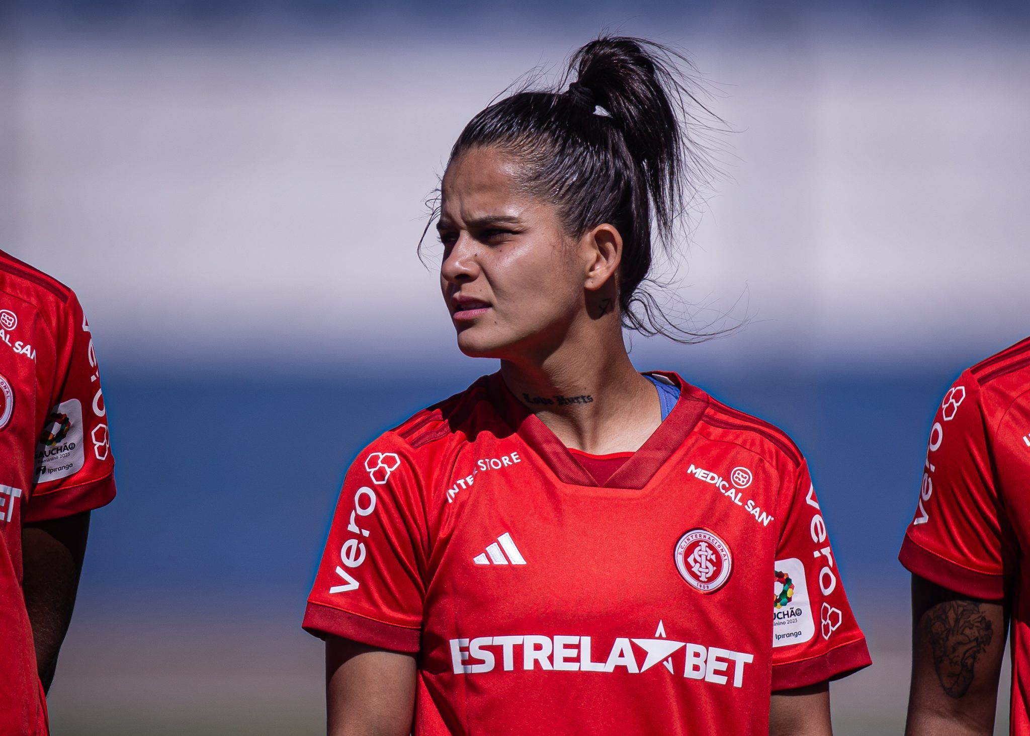 Lateral Eskerdinha em partida do Gauchão Feminino - (Foto: Victor Lannes/Via Assessoria)