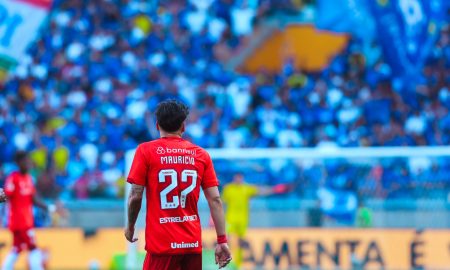 Mauricio atuando pelo Inter no Mineirão - (Foto: Ricardo Duarte/Internacional)