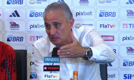 Tite em entrevista coletiva após vitória de 2x0 contra o Fortaleza Foto: Reprodução FlaTV