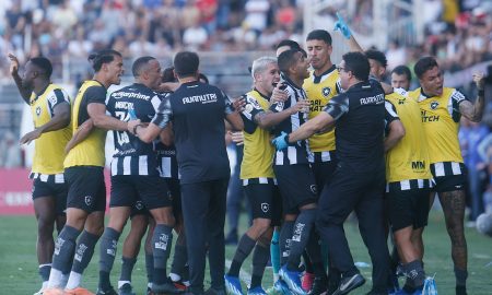 Botafogo venceu o Red Bull Bragantino e reassumiu a liderança do Brasileirão. (Foto: Vítor Silva/BFR)