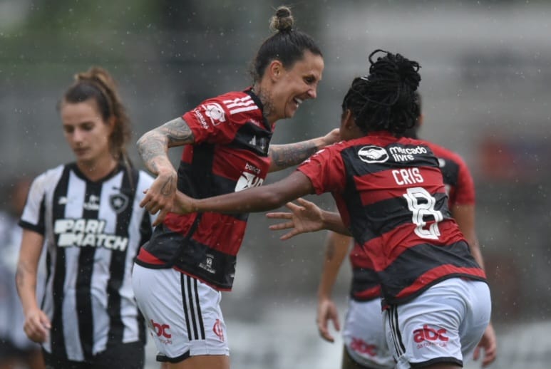 Flamengo vence o Botafogo e é campeão carioca feminino (Foto: Paula Reis / CRF)