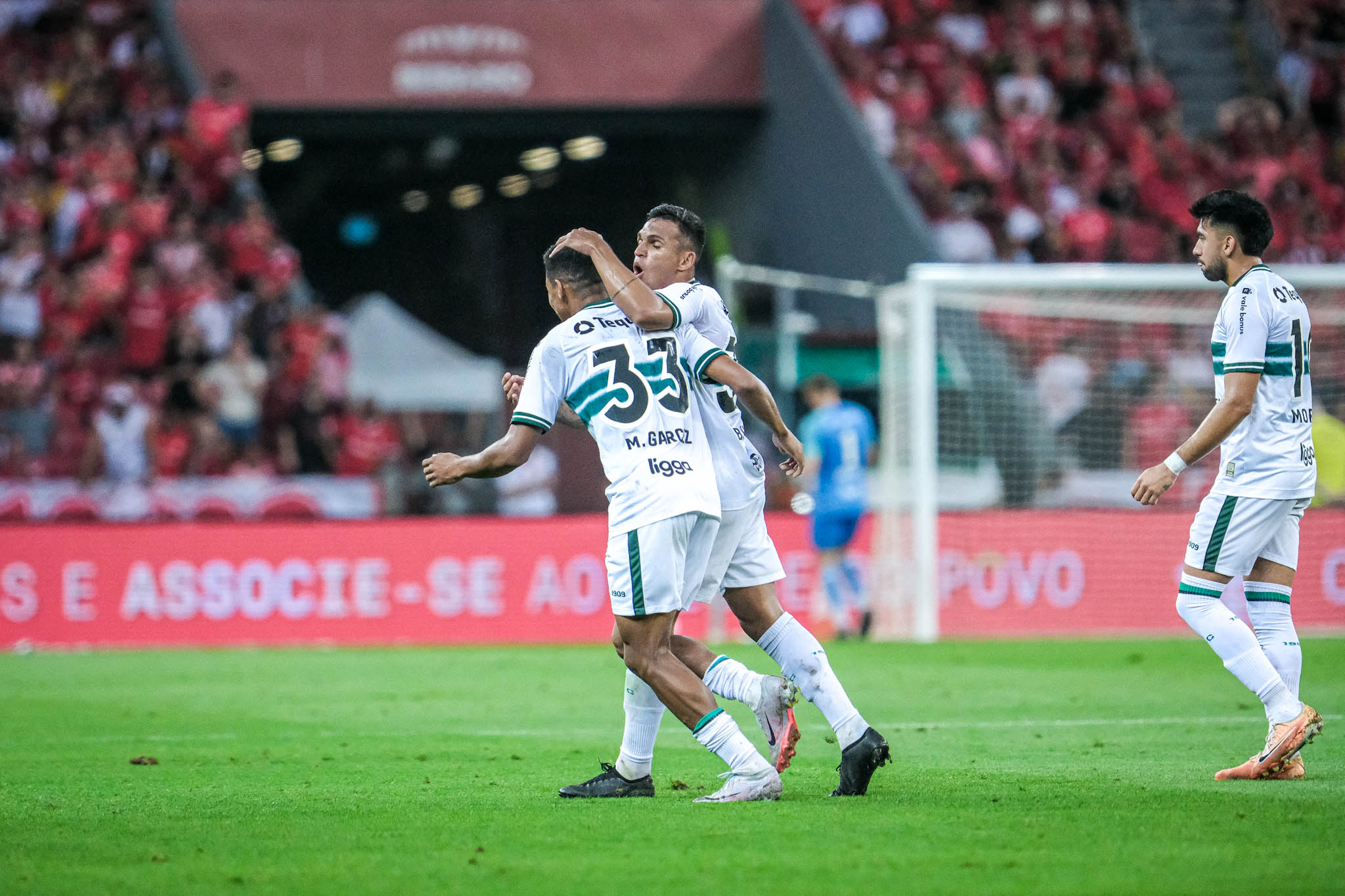 Coritiba tem duas vitórias fora de casa nos últimos três jogos como visitante - Foto: Divulgação/Coritiba