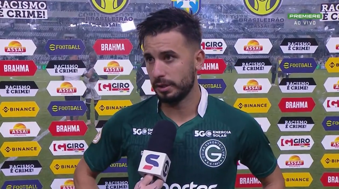 Guzzo marcou o gol da vitória do Goiás (Foto: Reprodução / Premiere)