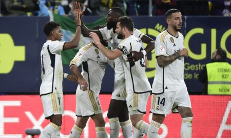 Napoli e Bologna empatam em jogo equilibrado pelo Campeonato
