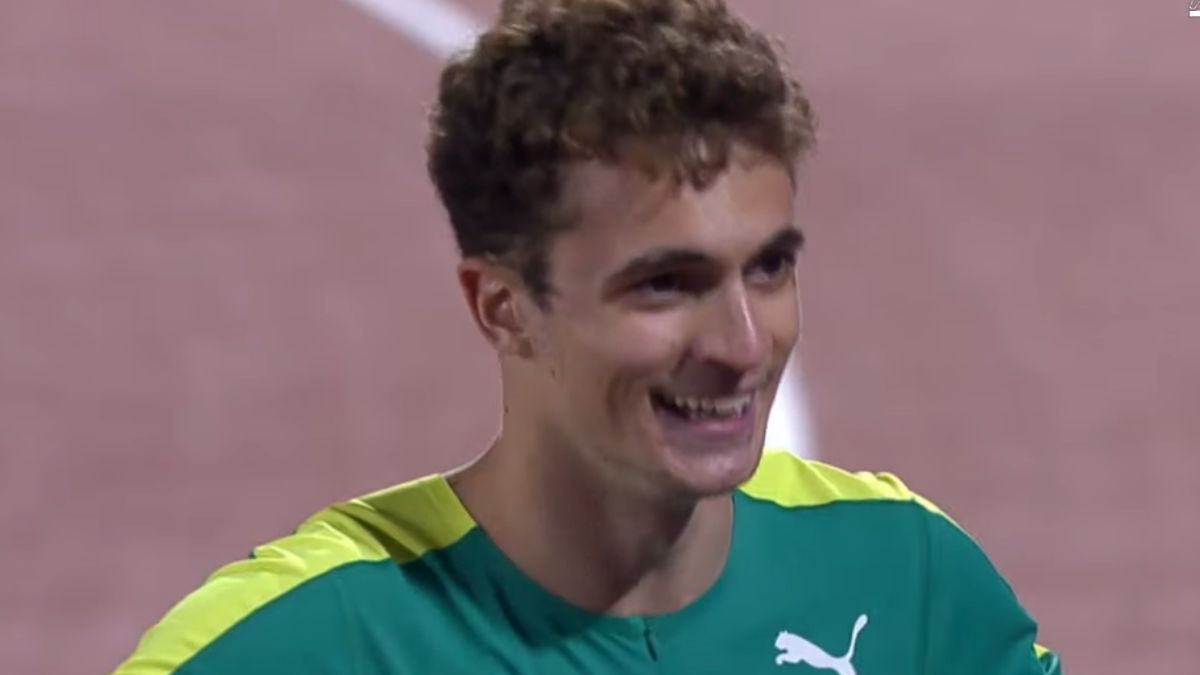 Renan Gallina levou 'dobradinha' de ouro com corrida de 200m e revezamento 4x100m do Pan (Foto: Reprodução/YouTube/Canal Olímpico do Brasil)