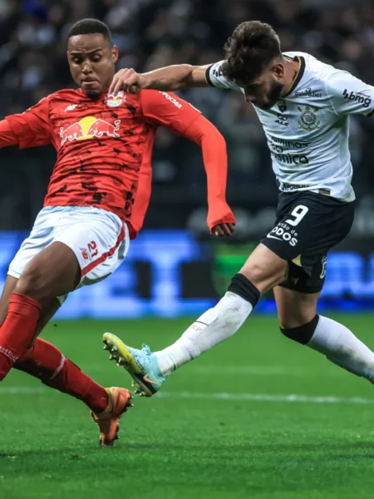 Corinthians visita Bragantino para manter boa fase no Campeonato (Foto: Marcello Zambrana/AGIF)