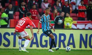 Duelo Gre-Nal pelo Brasileirão de 2023 - (Foto: Lucas Uebel/Grêmio)