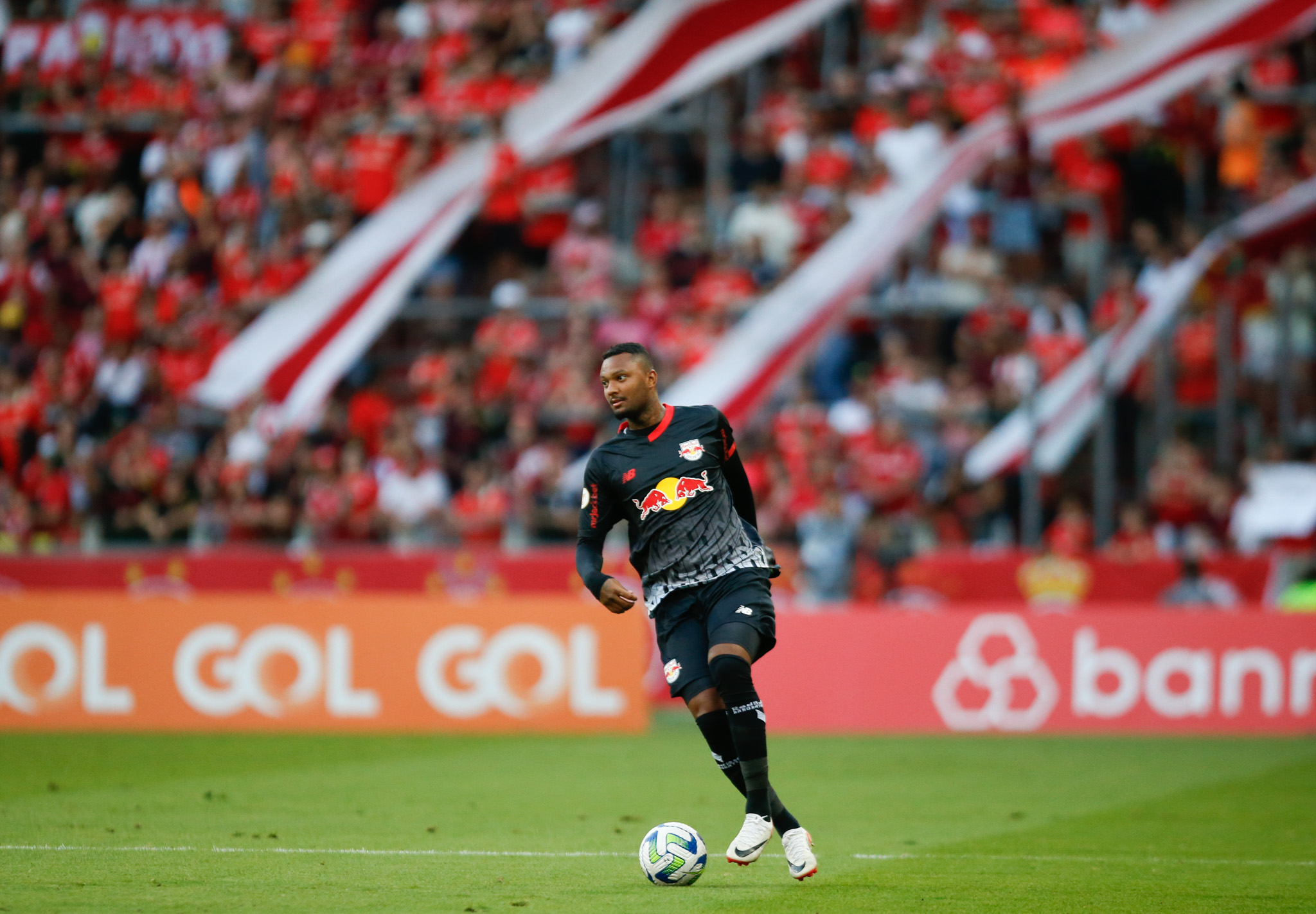 O Red Bull Bragantino não irá liberar Luan Cândido para o Pré-Olímpico. (Foto: Ari Ferreira/Red Bull Bragantino)