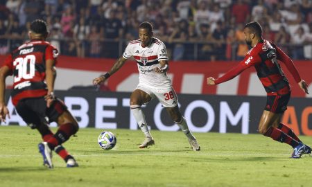 Caio Paulista disputou 50 partidas pelo São Paulo (Foto: Rubens Chiri e Paulo Pinto/Saopaulofc.net)