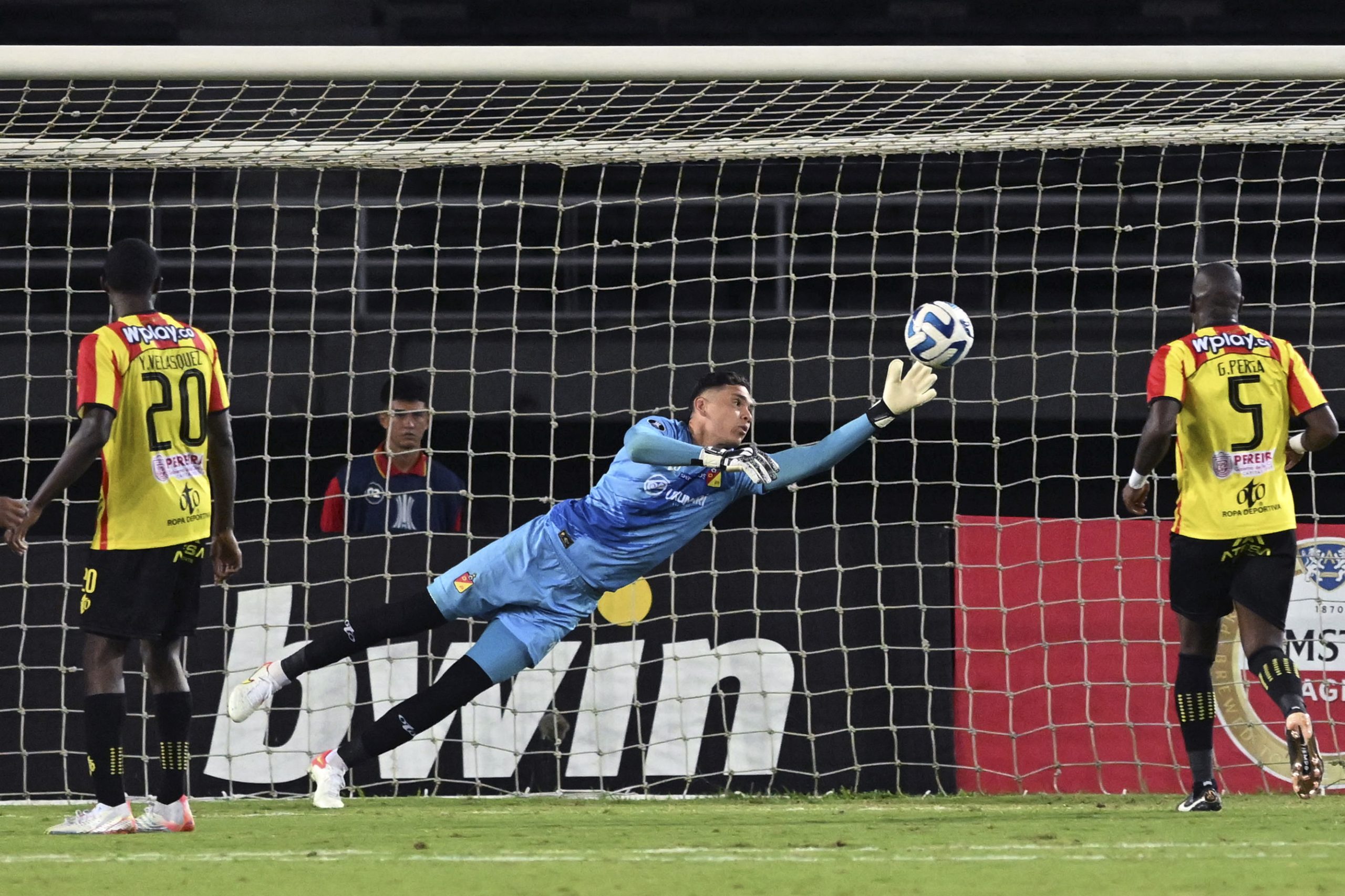 Aldair Quintana, pelo Deportivo Pereira (Foto: JOAQUIN SARMIENTO/AFP via Getty Images)