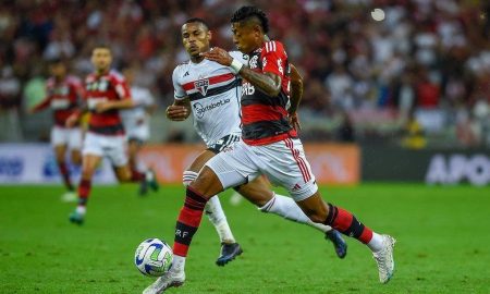 Flamengo e São Paulo pelo 1º turno do Brasileirão Foto: Marcelo Cortes / CRF