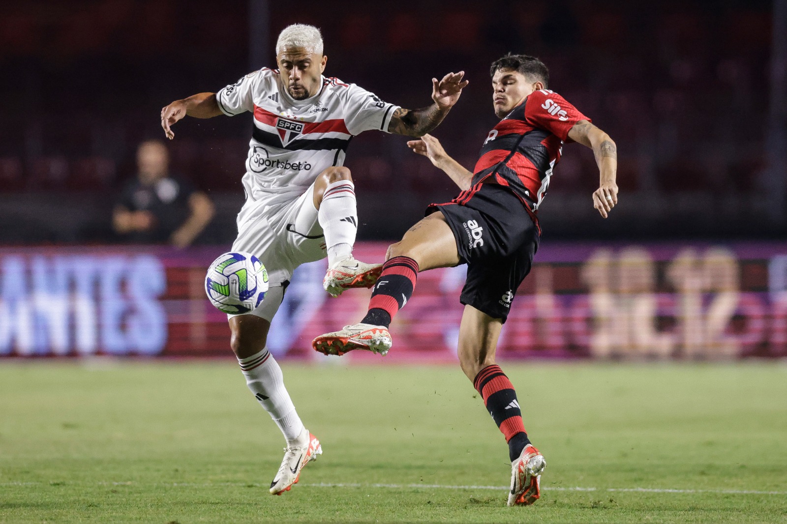 São Paulo vence o Flamengo na última rodada do Brasileirão 2023 Foto: Alexandre Schneider/Getty Images