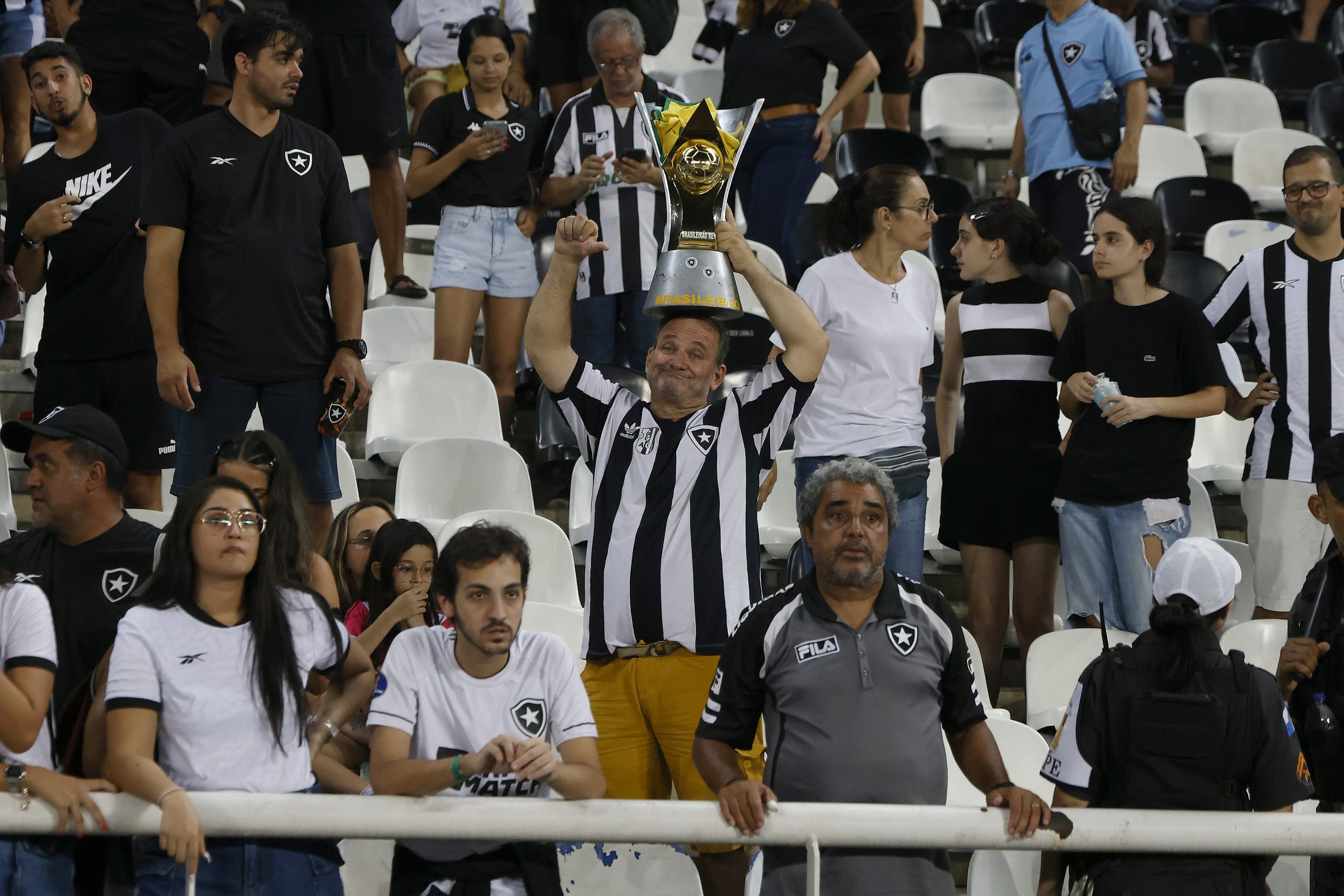 Botafogo perde título do Brasileirão (Foto: Wagner Meier/Getty Images)