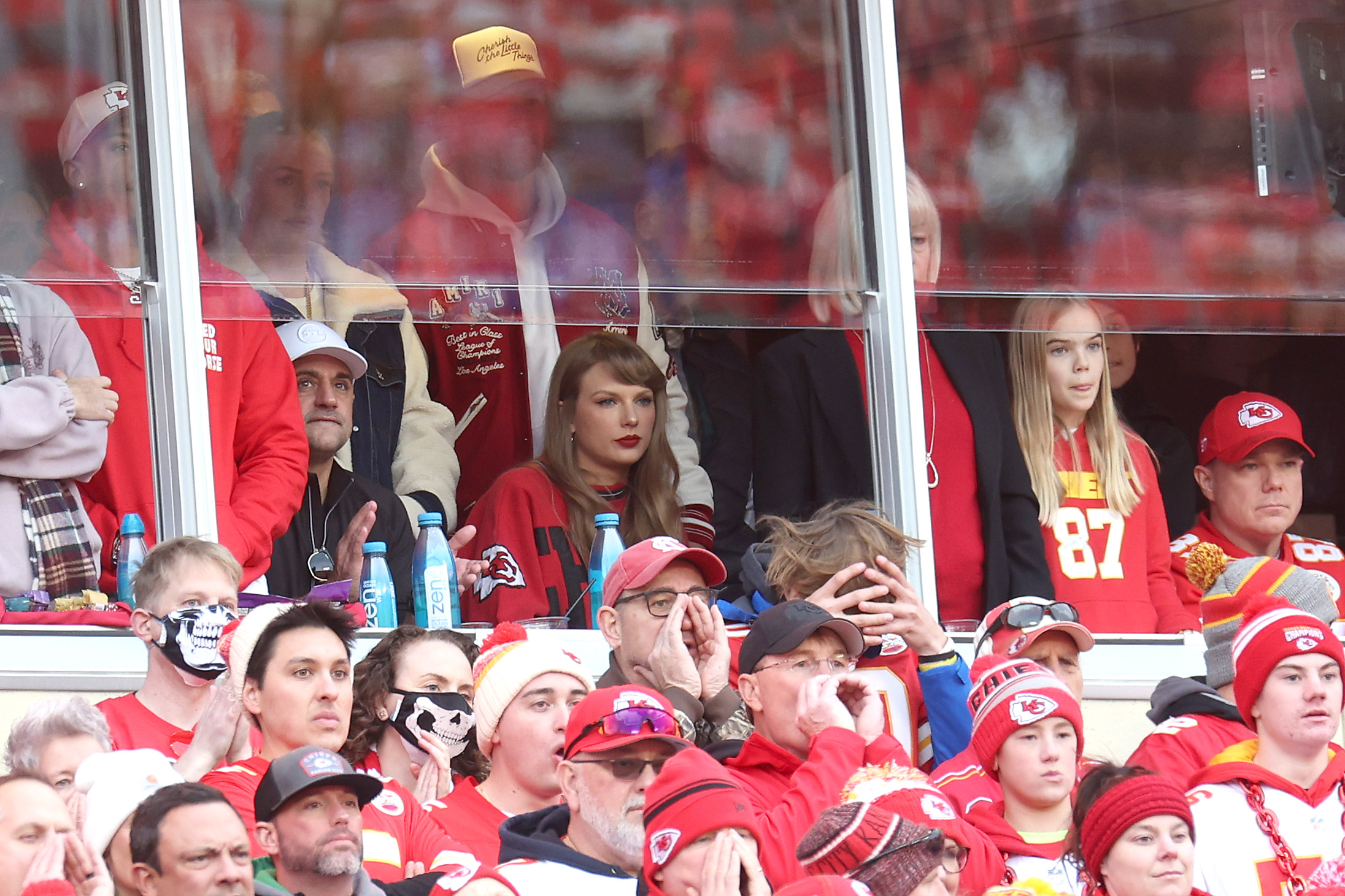 Taylor Swift assiste ao jogo do Kansas City Chiefs contra o Buffalo Bills (Foto: Jamie Squire/Getty Images)