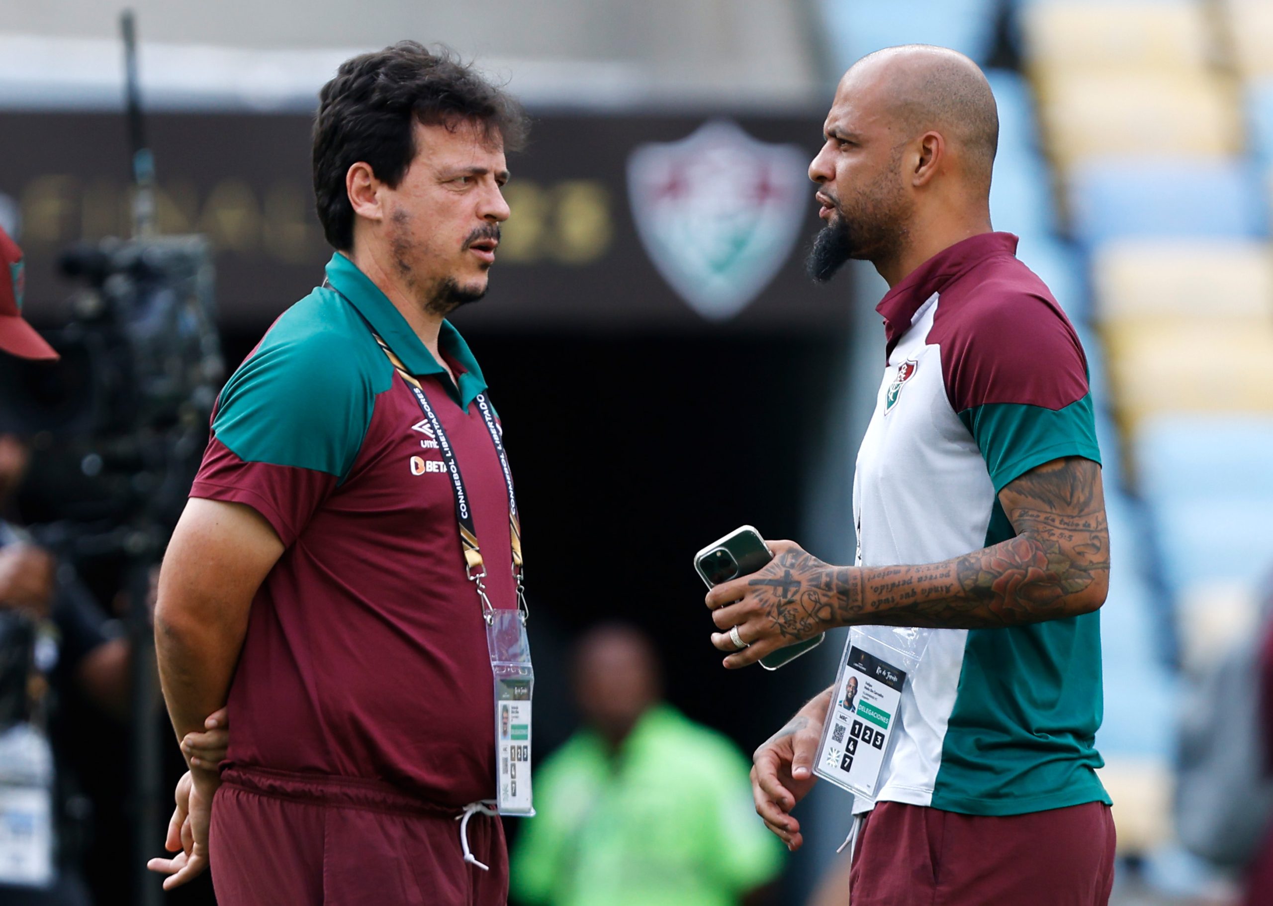 Felipe Melo e Diniz criticam jornal inglês (Foto: Wagner Meier/Getty Images)