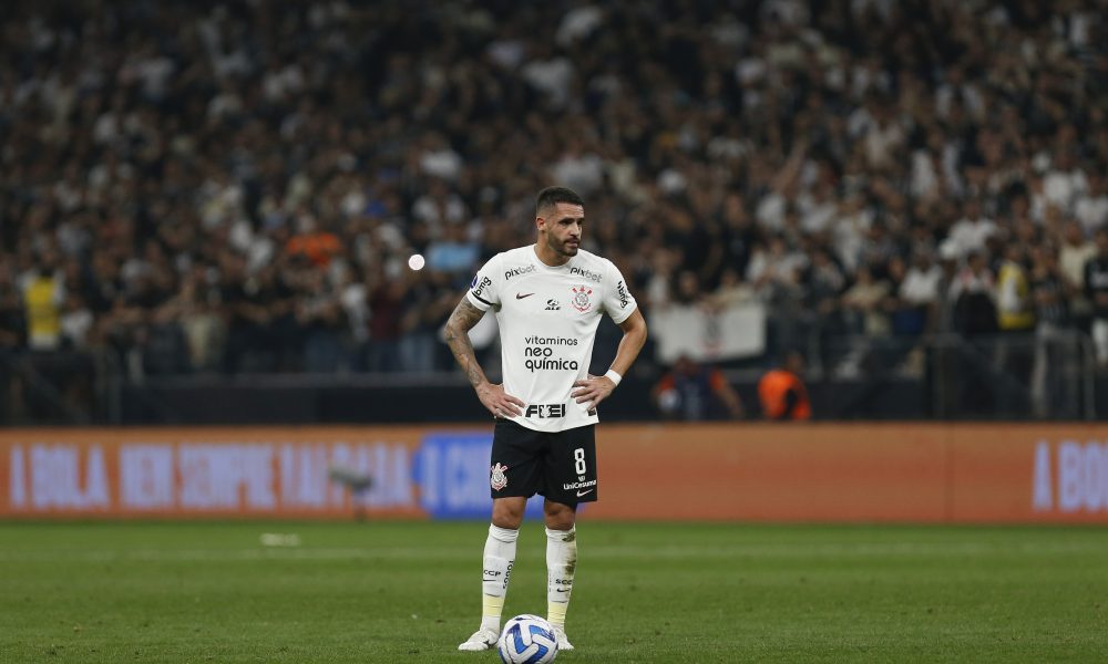 Renato Augusto é o único jogador do Corinthians na seleção do