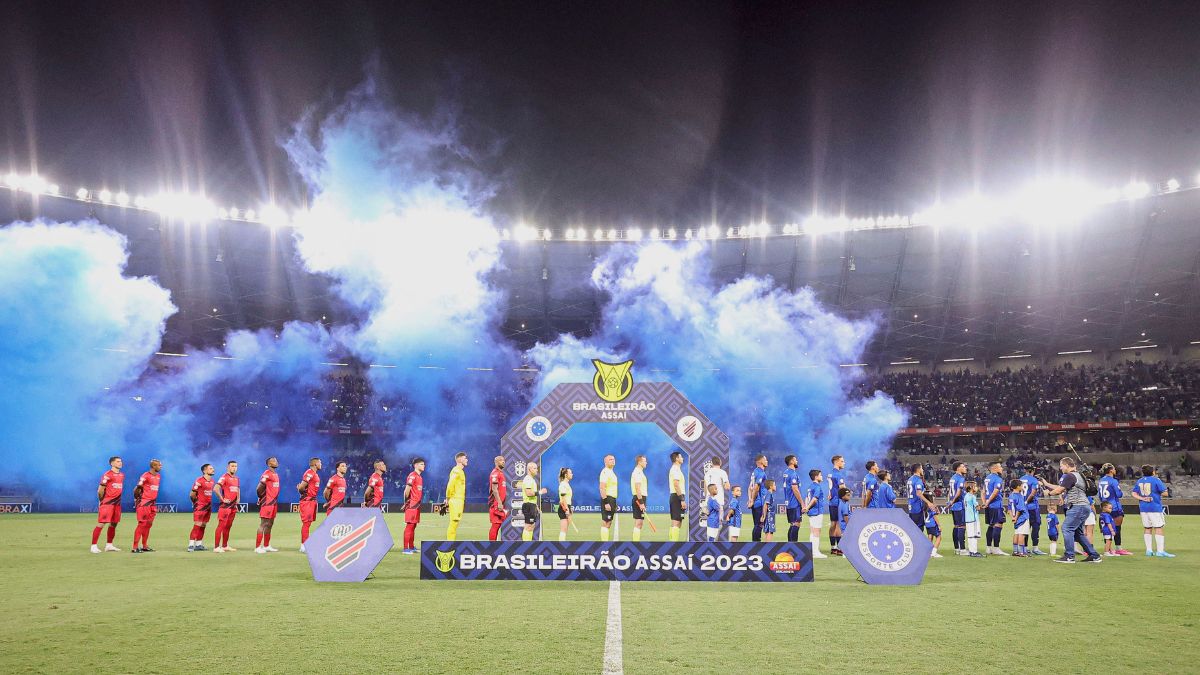 Cruzeiro depende de si ou de tropeços para ficar na Série A (Foto: Staff Images/Cruzeiro)