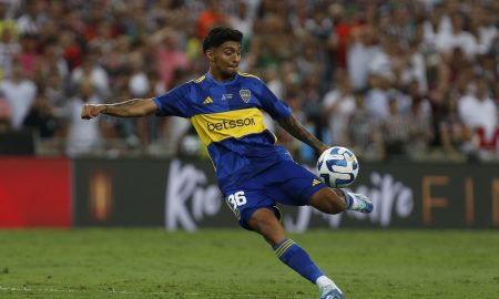 Cristian Medina pelo Boca Juniors (Foto: Ricardo Moreira/Getty Images)