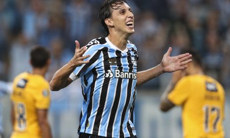 Geromel permanece no Grêmio para 2024 - (Foto: Buda Mendes/Getty Images)