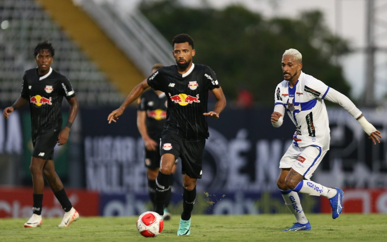 O Red Bull Bragantino iniciou o Paulistão com derrota para o Água Santa em casa. (Red Bull Bragantino)