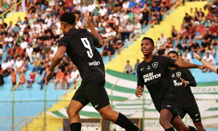 Botafogo avança na Copinha (Foto: Henrique Lima/BFR)