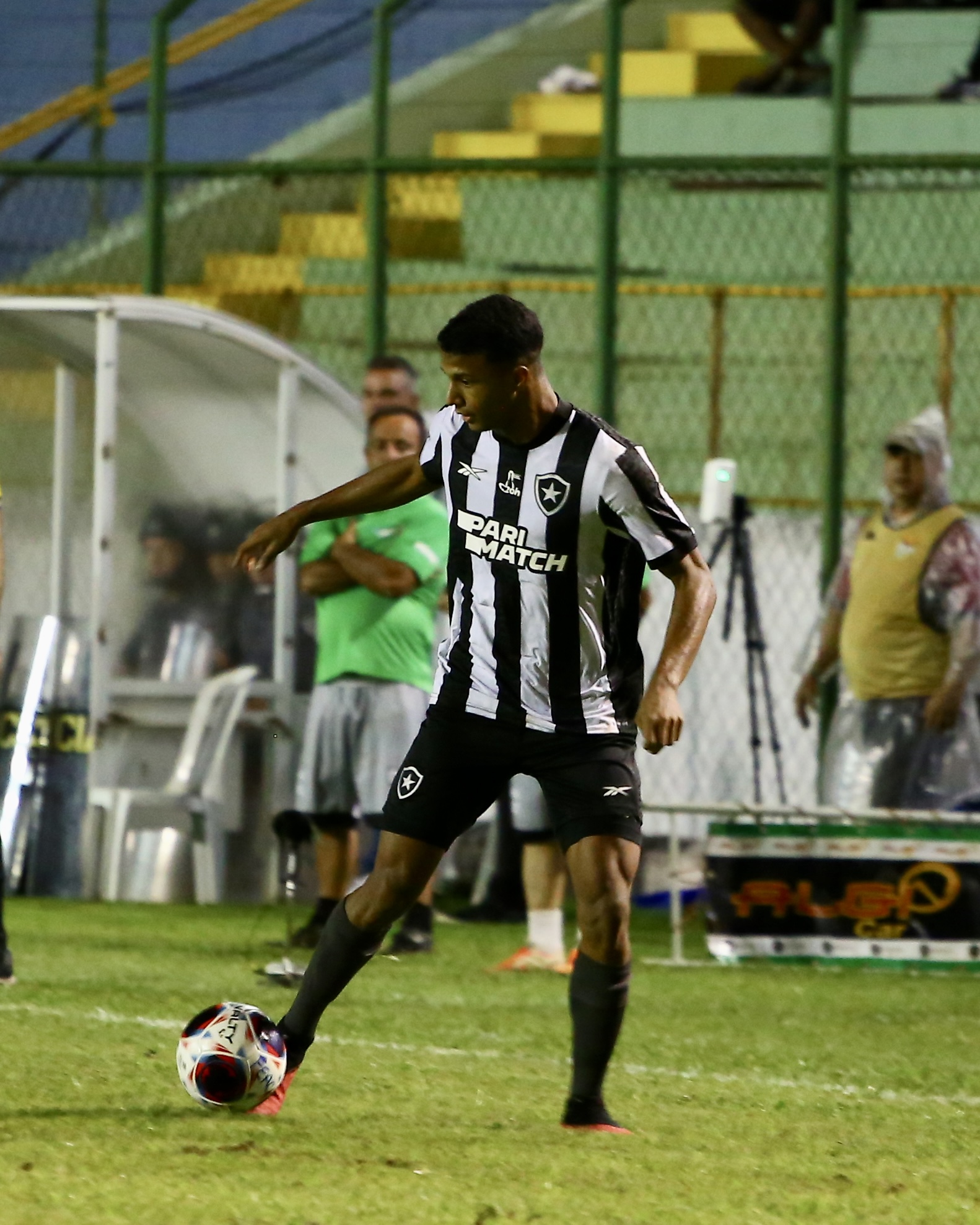 Botafogo está fora da Copinha (Foto: Henrique Lima/BFR)