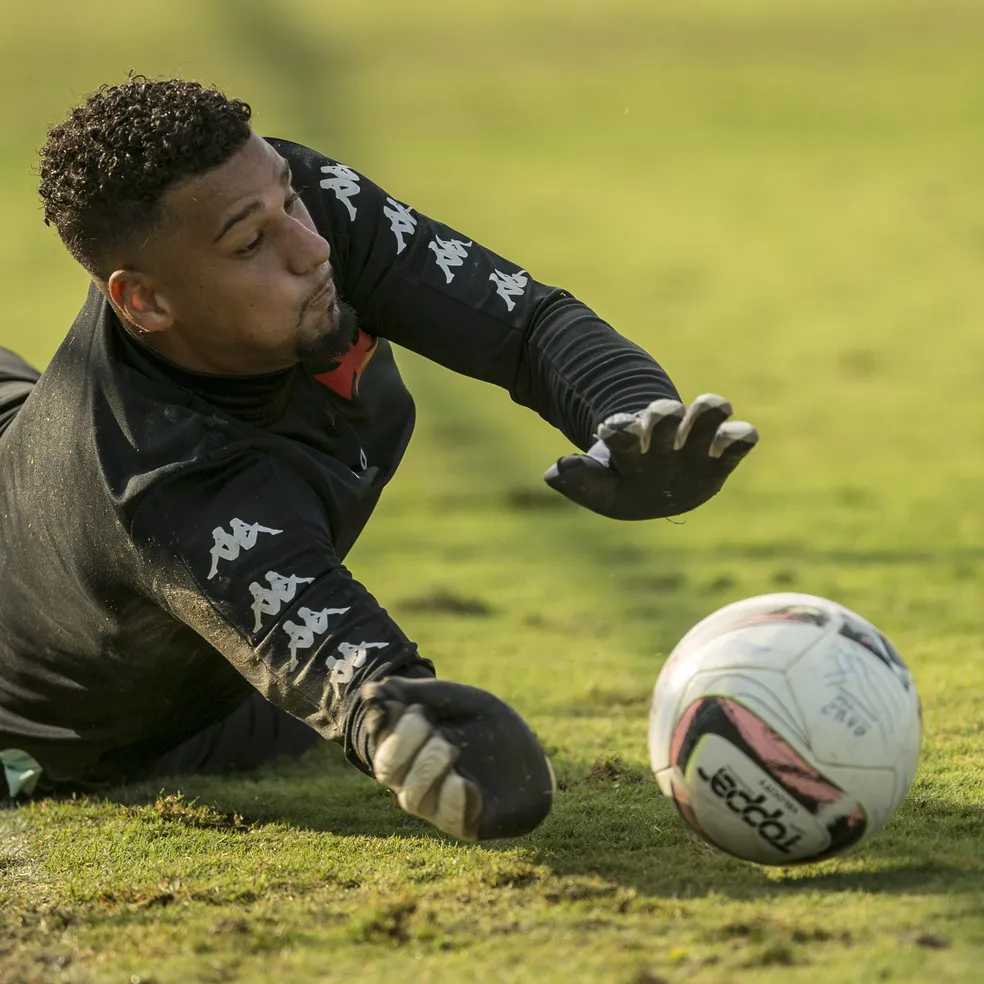 Alexander em treinamento pelo Vasco. (Foto: Daniel Ramalho / Vasco Da Gama)