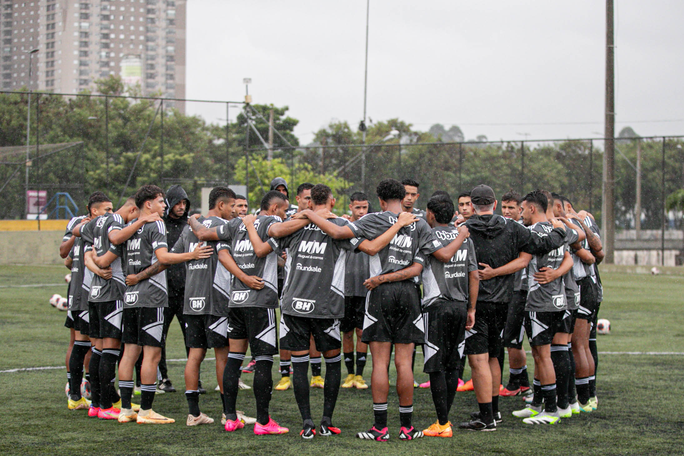 Atlético-MG fecha preparação para estreia na Copinha