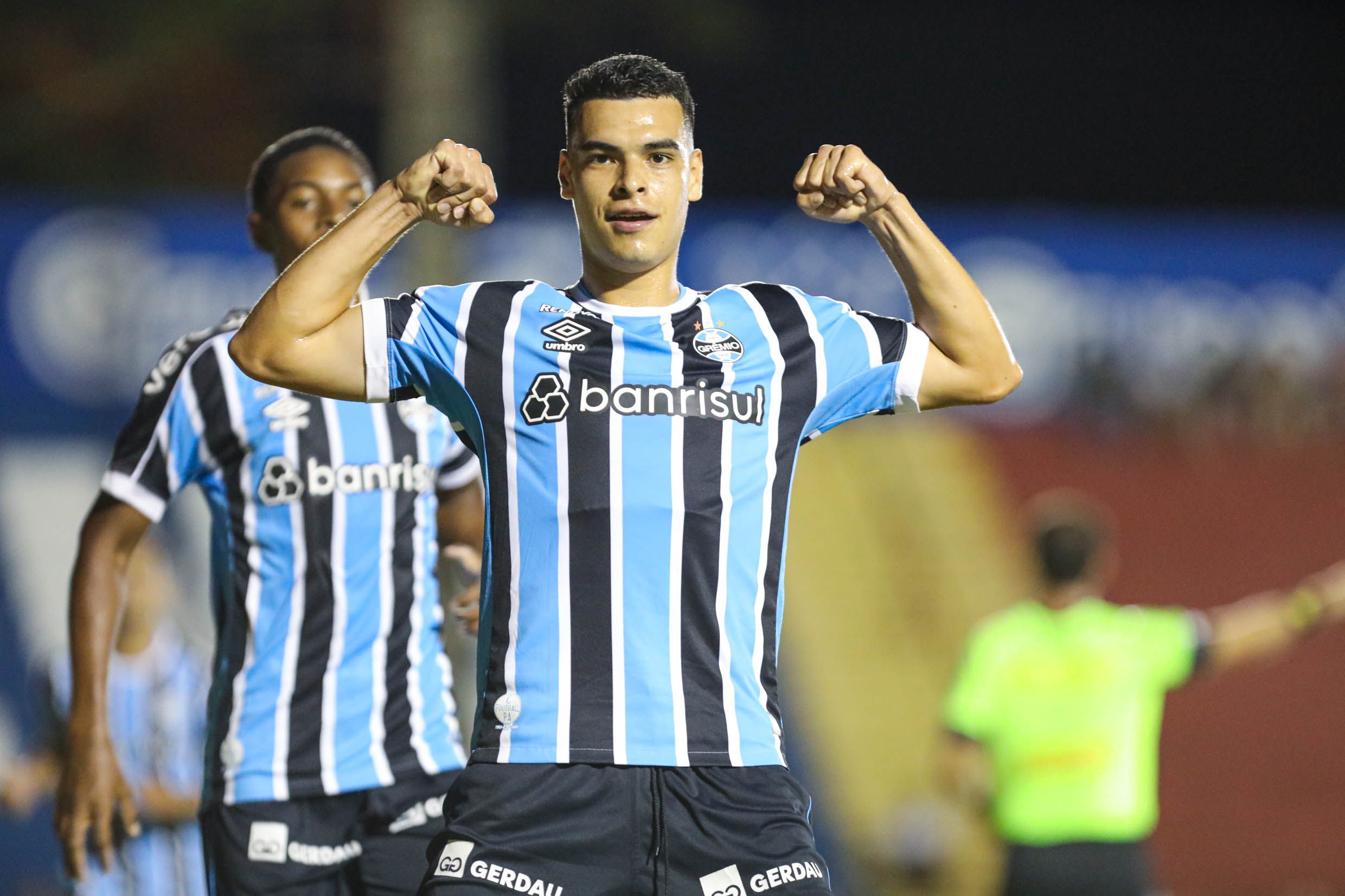 Vitória do Grêmio na Copinha sobre o Inter de Bebedouro - (Foto: Renan Jardim / Grêmio)