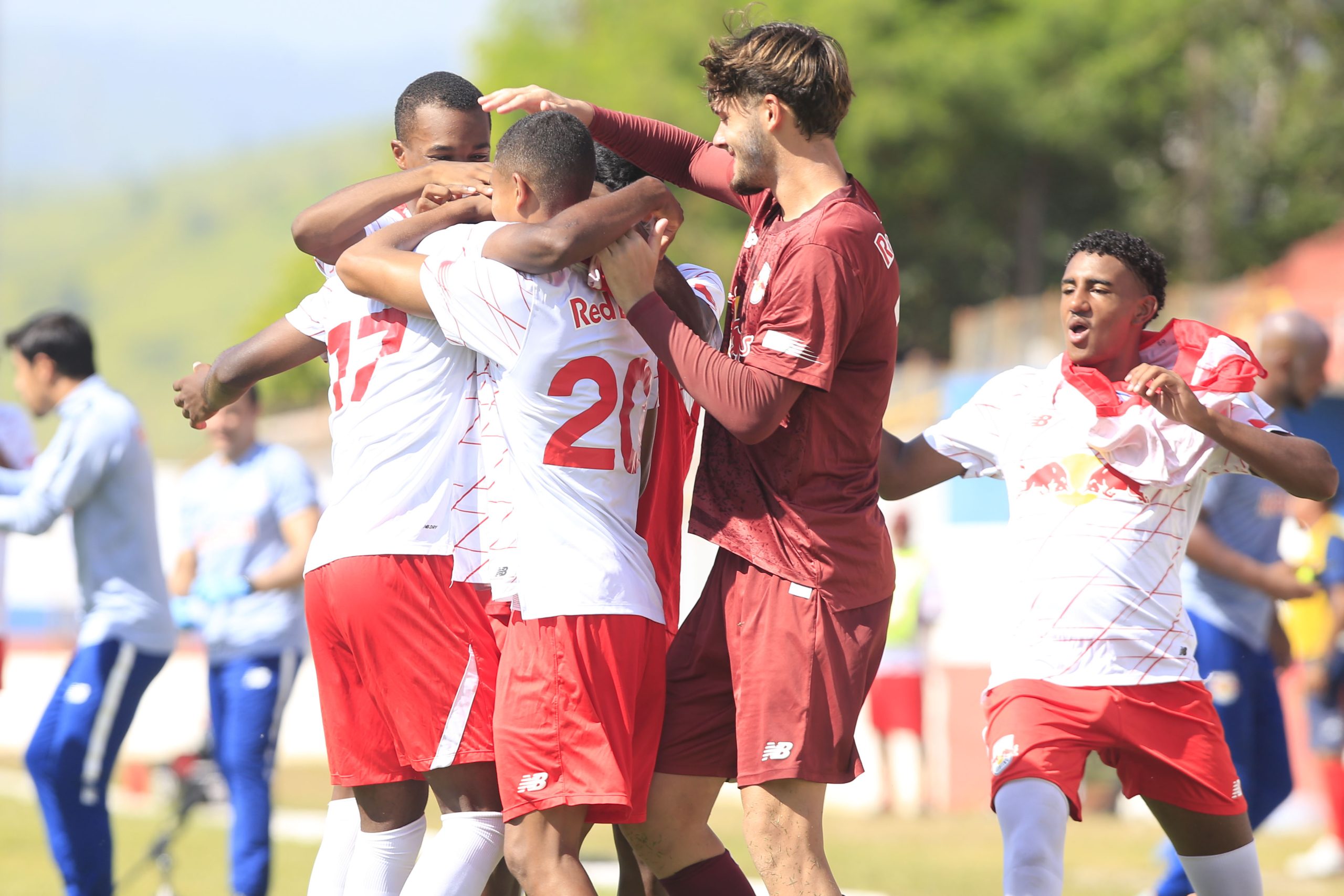 Red Bull Bragantino enfrenta o Taubaté buscando classificação para a Terceira Fase da Copinha. (Foto: Fernando Roberto/Red Bull Bragantino)