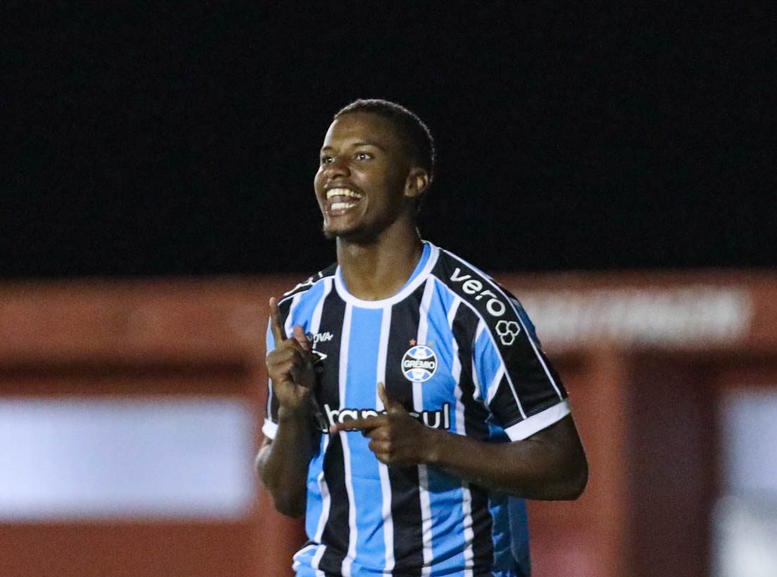 Jardiel marcou nove gols em cinco jogos da Copinha - (Foto: Renan Jardim / Grêmio)