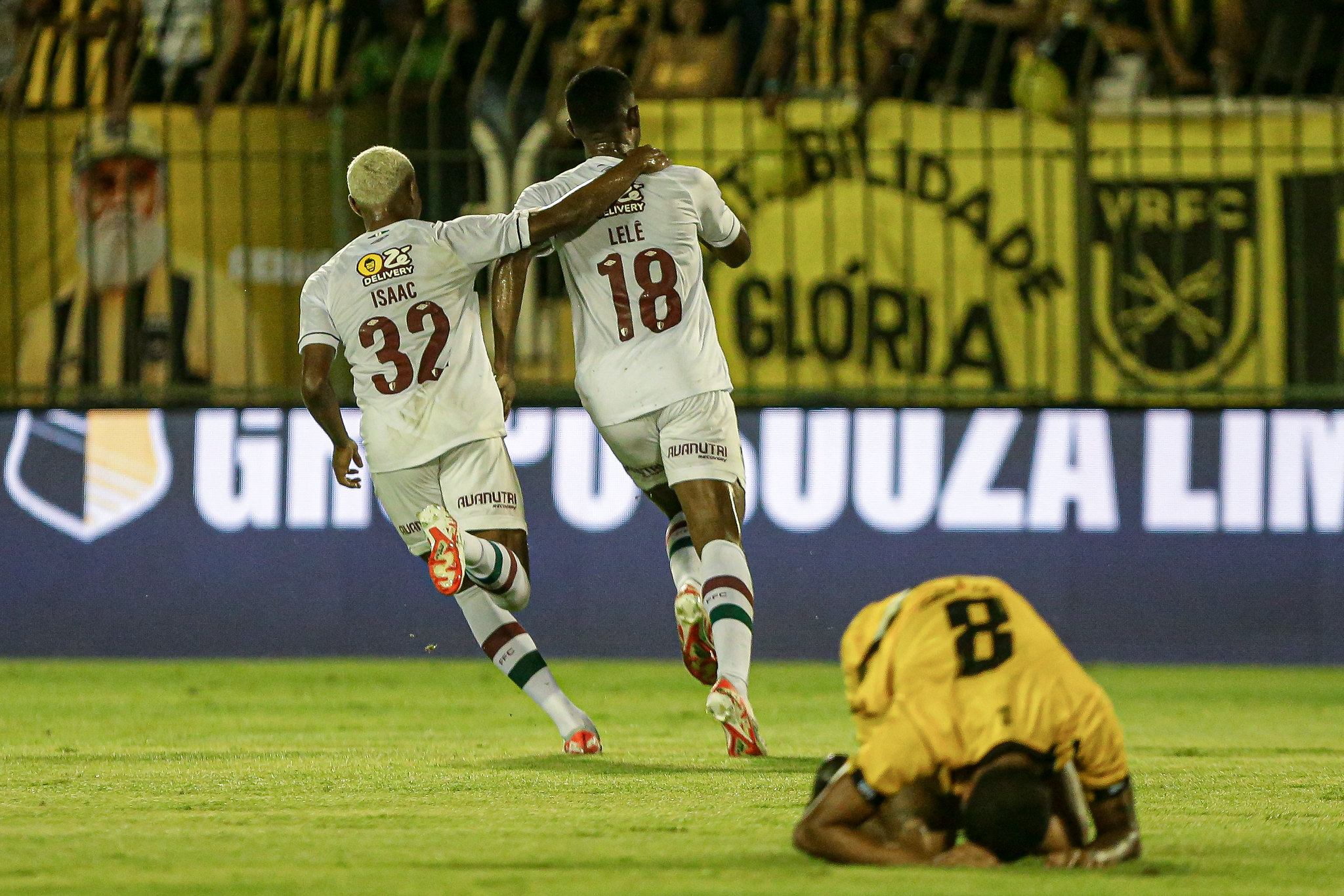 Volta Redonda, RJ - 18/01/2024 - Estádio Raulino de Oliveira - Fluminense enfrenta o Volta Redonda esta noite no estádio Raulino de Oliveira pela 1ª Rodada do Campeonato Carioca 2024. FOTO DE LUCAS MERÇON /FLUMINENSE FC