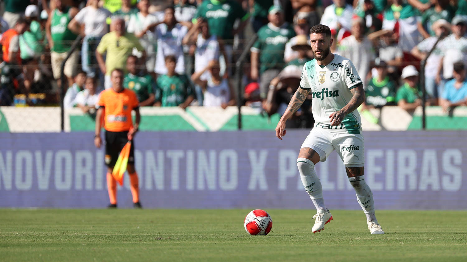 Zé Rafael, camisa 8 do Palmeiras. (Foto: Cesar Greco/Palmeiras).