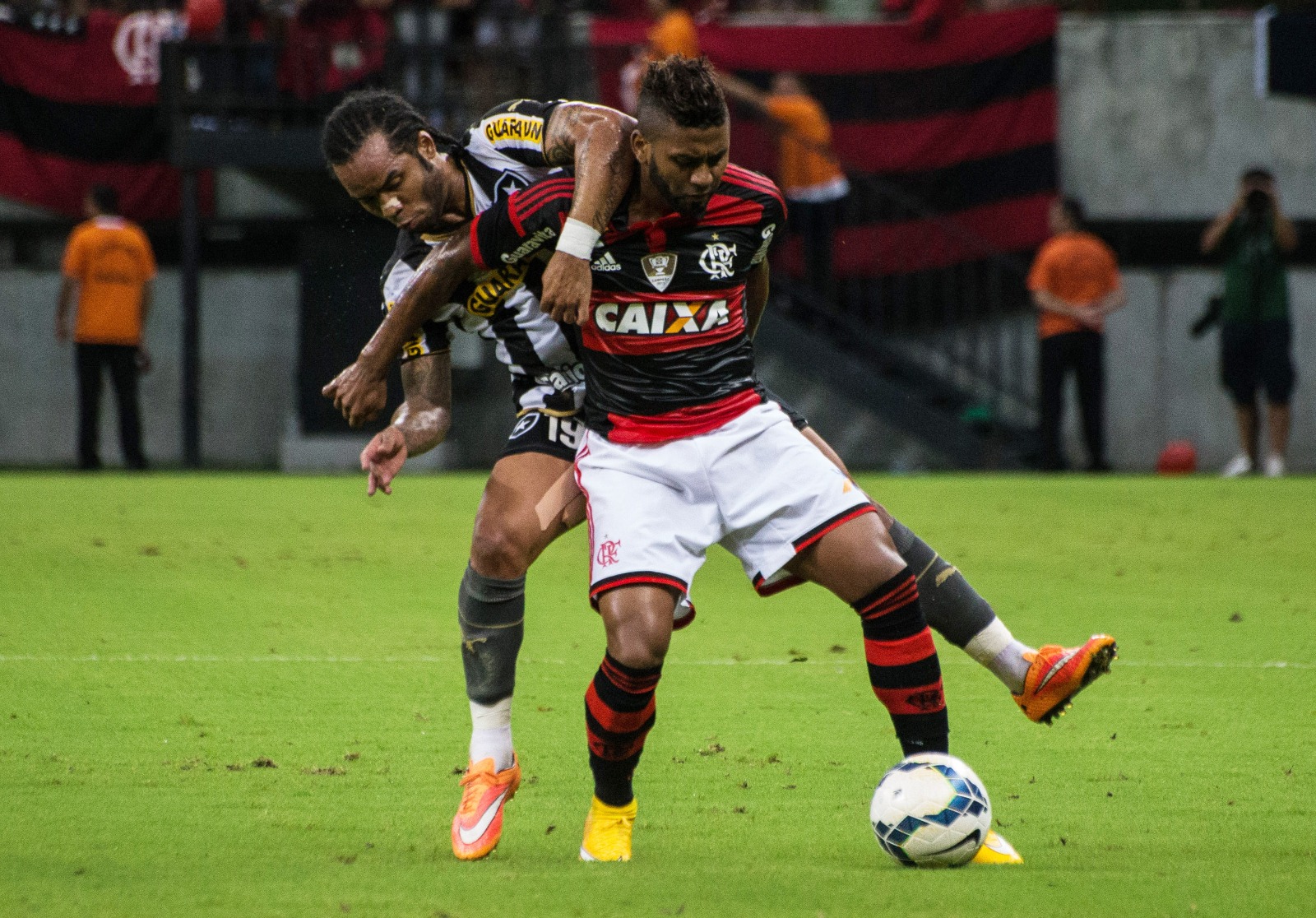 Em 2014, o Flamengo perdeu para o Botafogo na Arena da Amazônia (Foto: Bruno Zanardo/Getty Images)