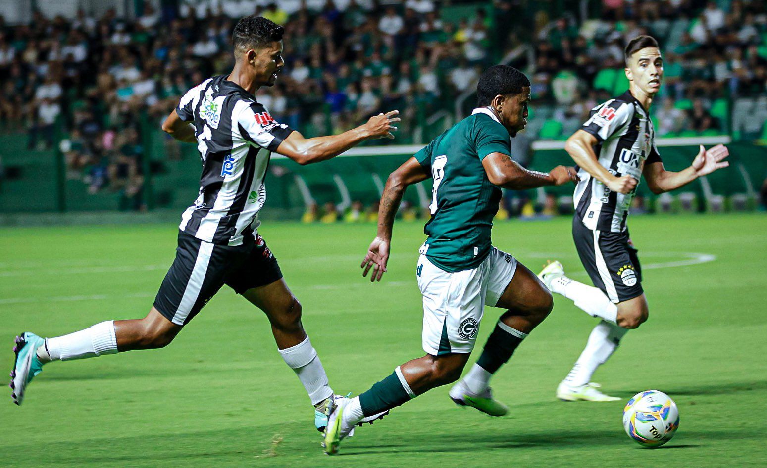 Goiás vence na estreia do estadual (Foto: Goiás Esporte Clube)