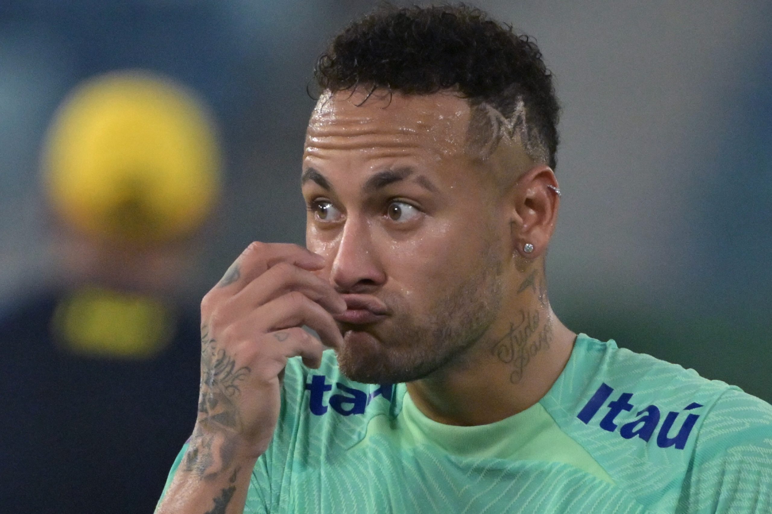 Neymar enfrenta mais uma polêmica envolvendo maternidade (Foto: NELSON ALMEIDA/AFP via Getty Images)
