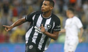 Com proposta do futebol russo, Victor Sá pode deixar o Botafogo. (Foto: Foto: Vítor Silva/Botafogo)