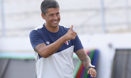 Thiago Carpini volta a Campinas mas São Paulo perde para Ponte (Rubens Chiri / saopaulofc.net)