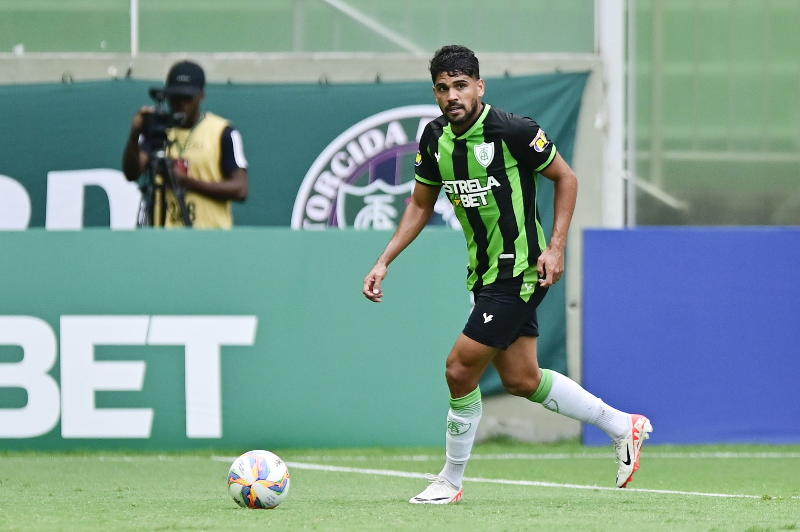 Daniel Borges no América-MG (Foto: Mourão Panda/América-MG)