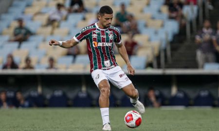 André destaca foco do Fluminense na Recopa (Foto: Lucas Merçon/Fluminense)