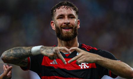 Léo Pereira comemora gol (Foto: Gilvan de Souza/Flamengo)