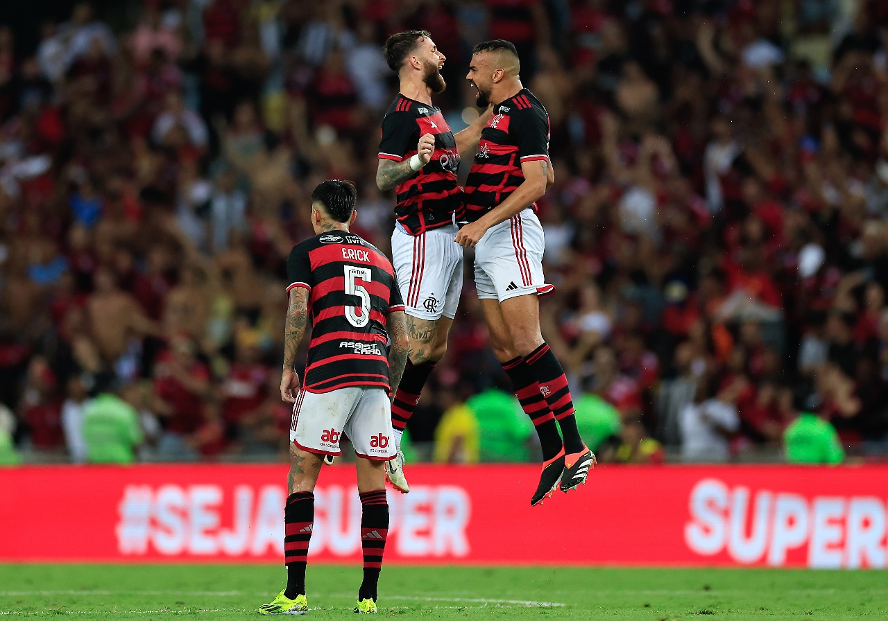 Com gol no fim de Léo Pereira, Flamengo vence Botafogo no Cariocão 2024 Foto: Buda Mendes/Getty Images