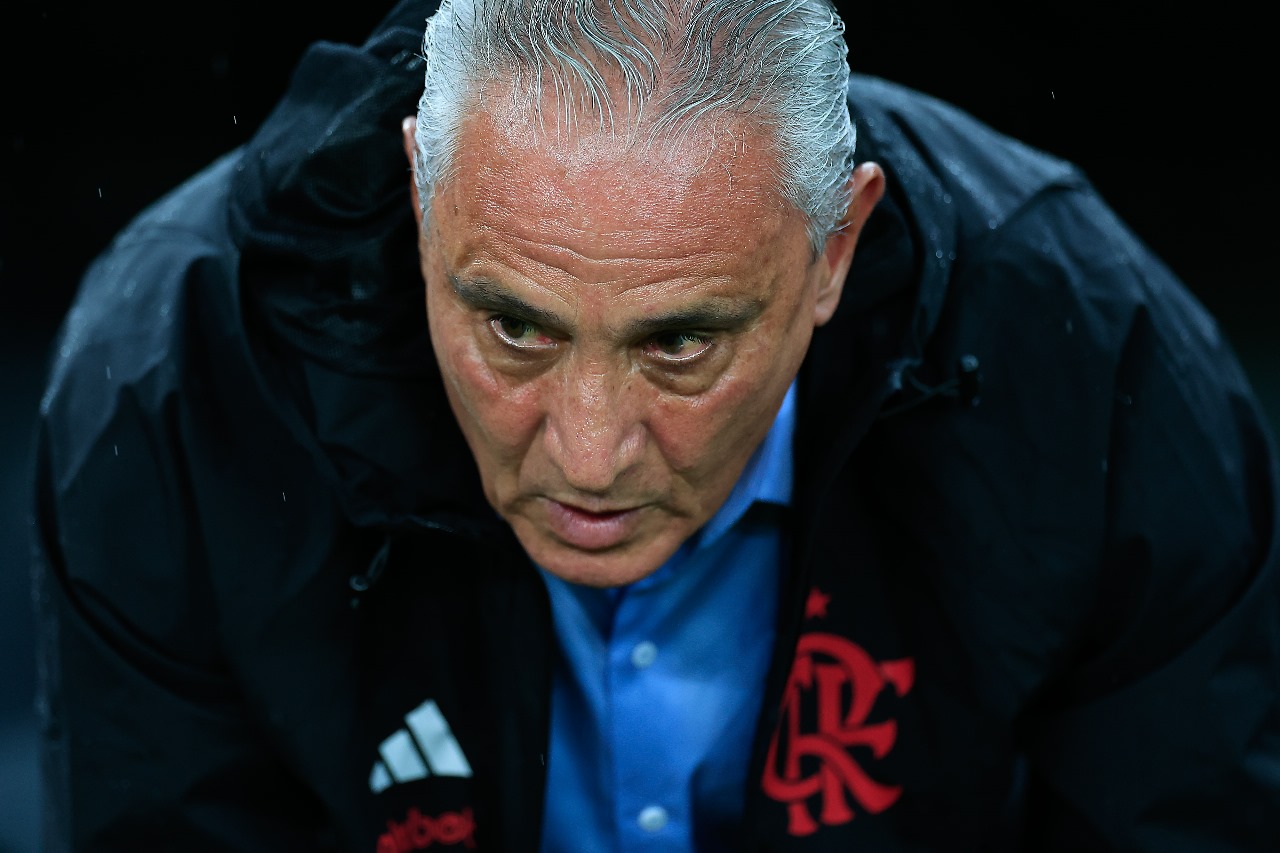 Tite elogia força mental da equipe após vitória no fim contra o Botafogo Foto: Buda Mendes/Getty Images