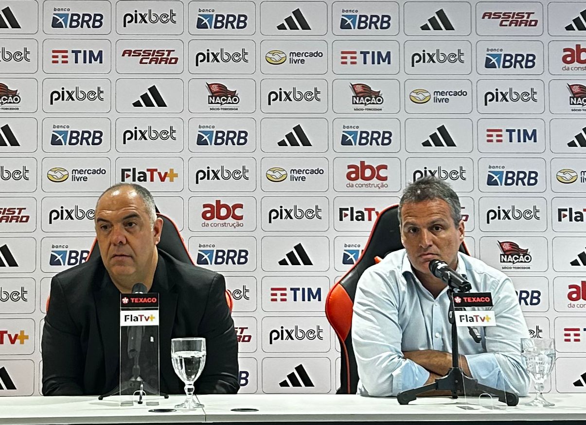 Marcos Braz e Bruno Spindel conversam com a imprensa no CT Ninho do Urubu Foto: Vinícius Azevedo / ENM