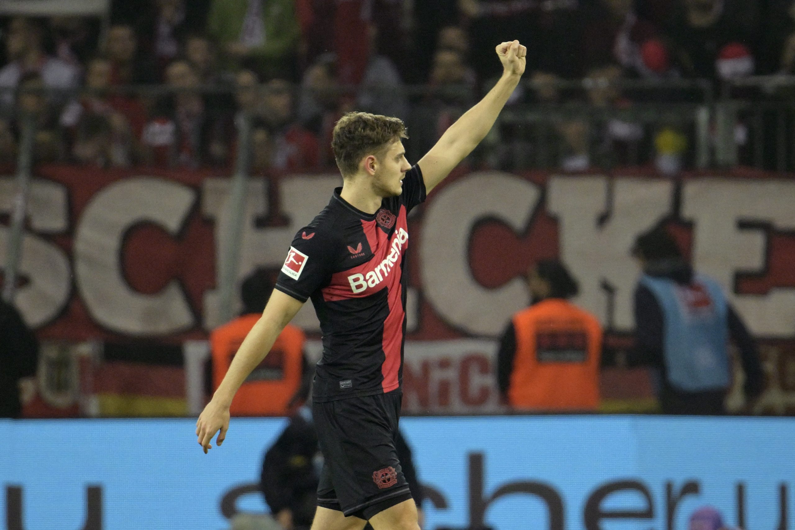 Leverkusen conseguiu importante vitória (Foto: SASCHA SCHUERMANN/AFP via Getty Images)