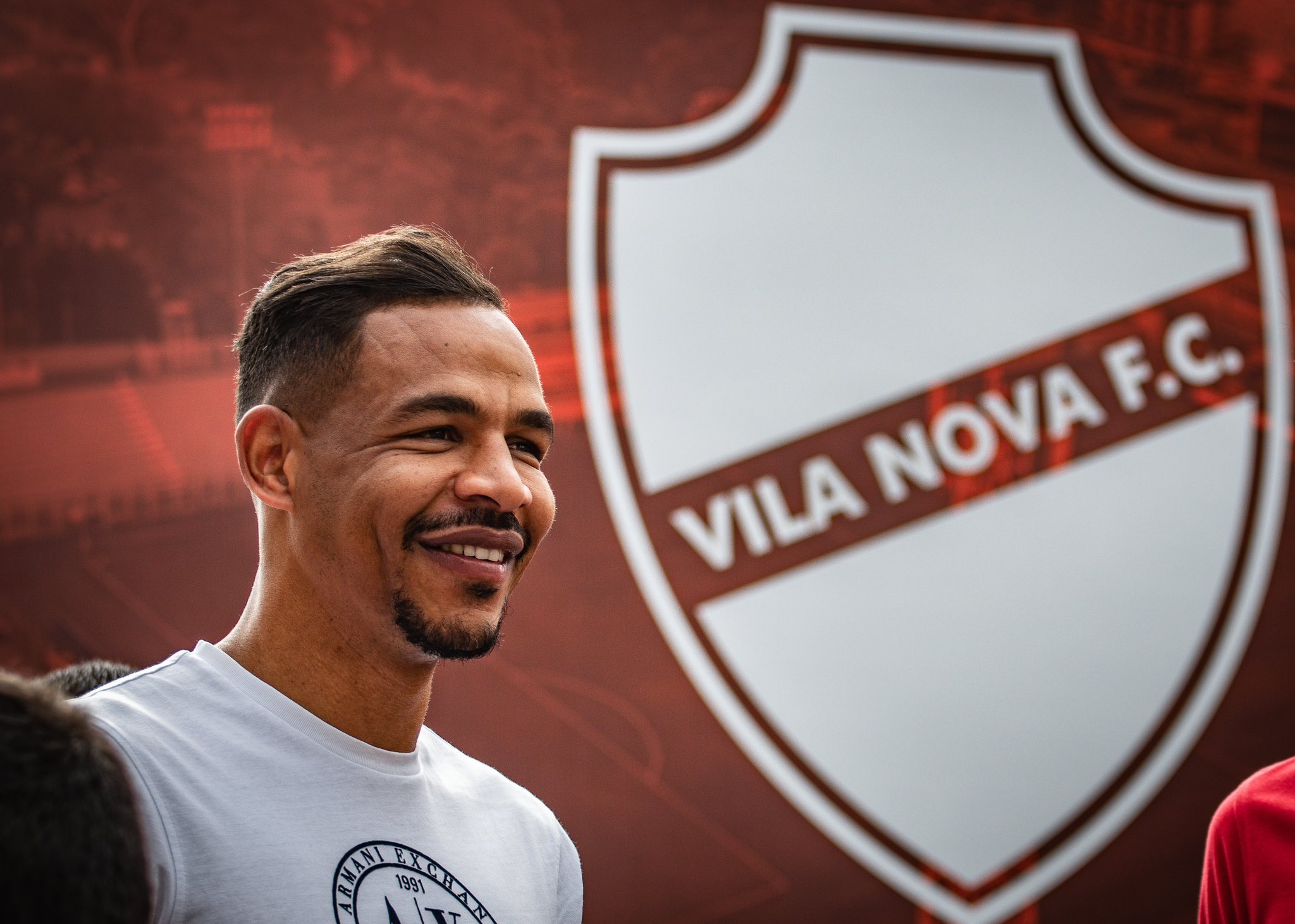 Fernando vai jogar pelo Internacional (Foto: Divulgação / Vila Nova)